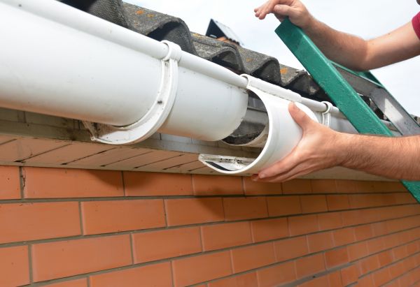 Gutter Seam Repair in Evansville