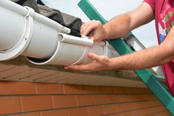 Cost of Large Gutter Repair in Evansville