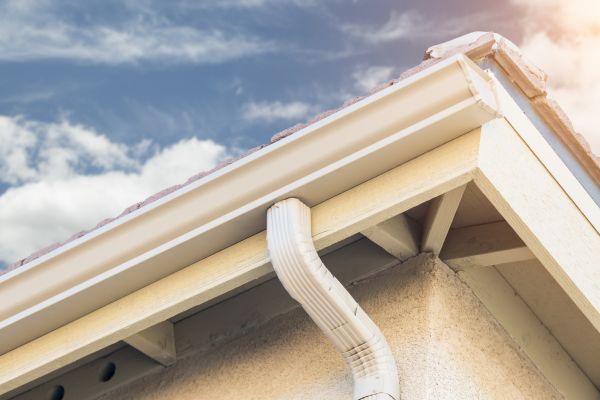 Seamless Gutter Replacement in Evansville
